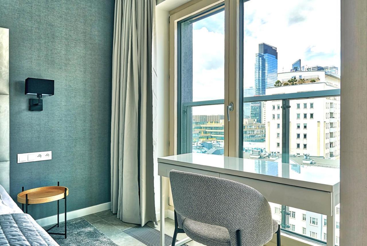 Apartament Mennica *